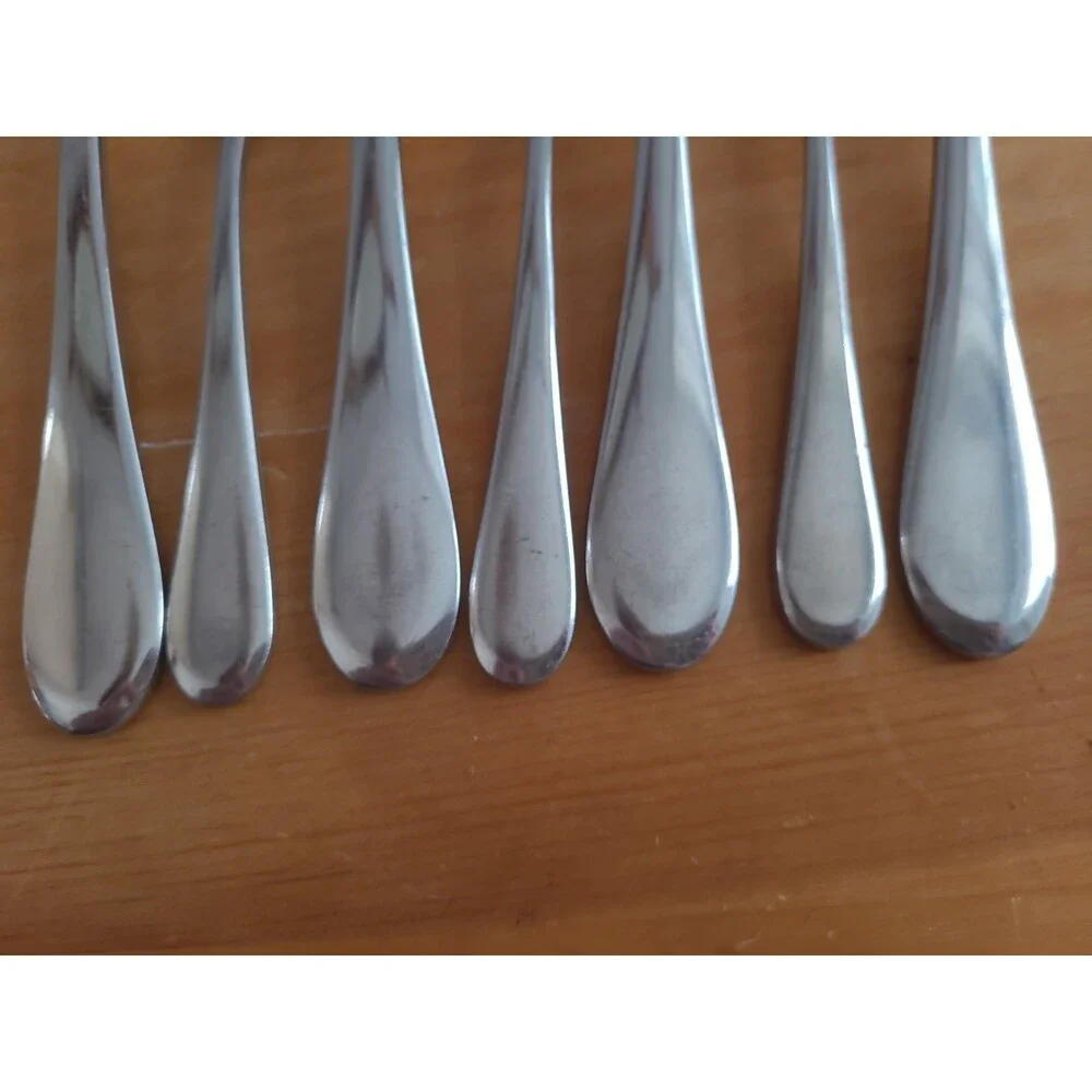 7 Piece Lot Oneida Icarus Glossy Stainless Soup Spoons Tablespoons Teaspoons